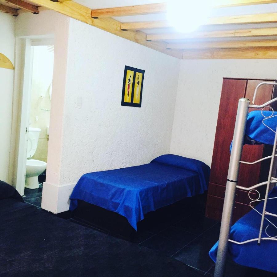 Hostel Otro Mundo Capdevila エクステリア 写真
