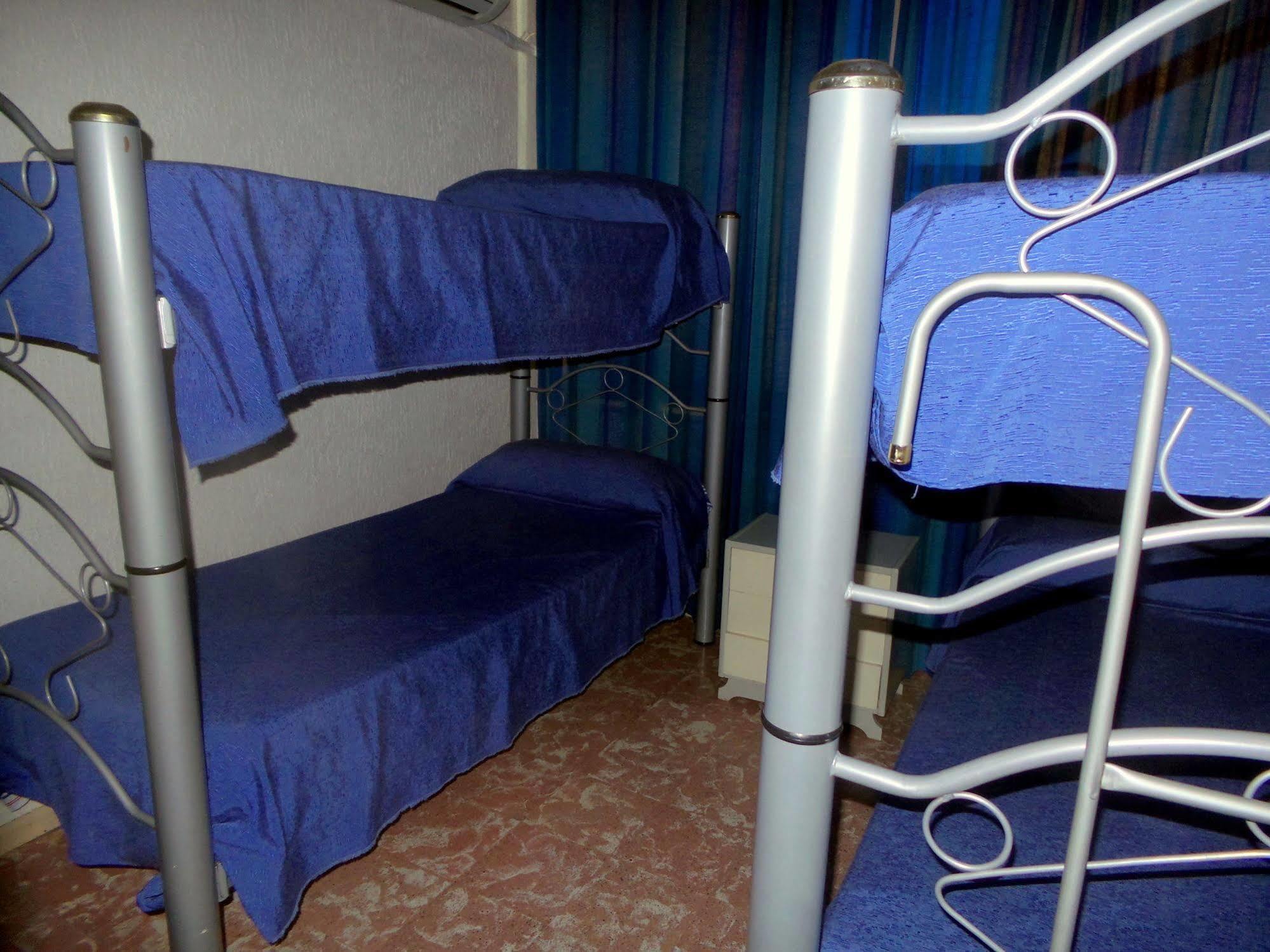 Hostel Otro Mundo Capdevila エクステリア 写真
